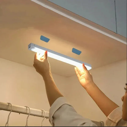 Barra Luz LED Recargable  con Sensor de Movimiento | Luz Bajo Alacena USB para Cocina, Placard y Escritorio